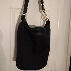 Coach Women's Black Legacy Duffle in Signature Fab